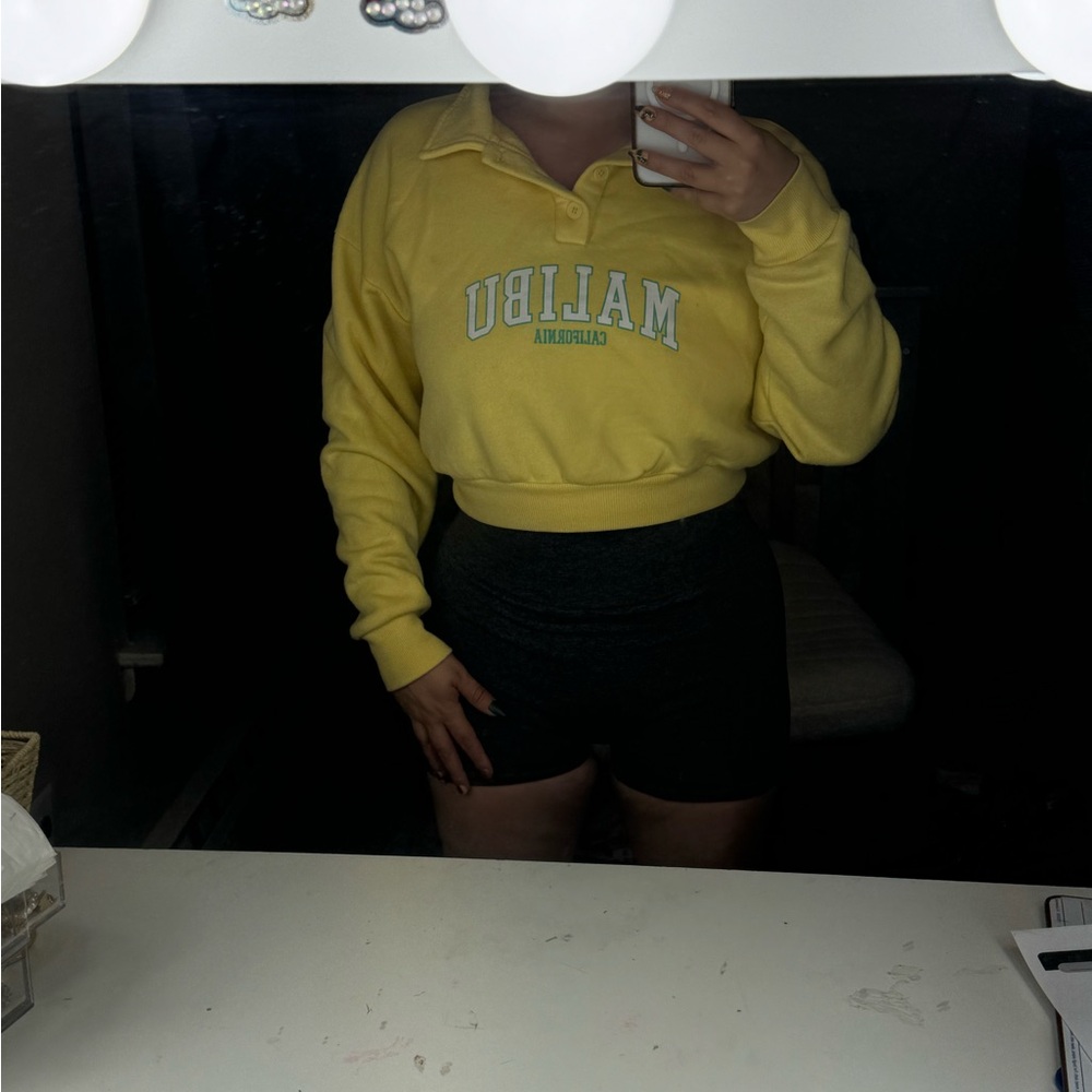 Malibu California Yellow Sweatshirt